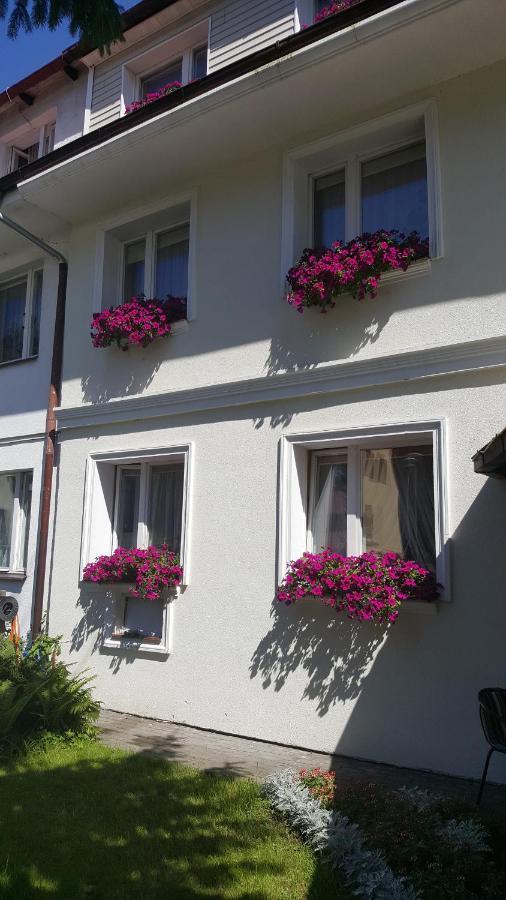 Pokoje Goscinne Anna Ustka Exterior photo